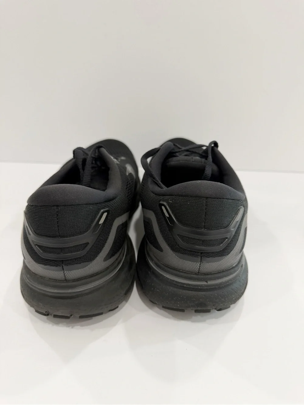Brooks Wide Ghost 15 Women’s Shoes